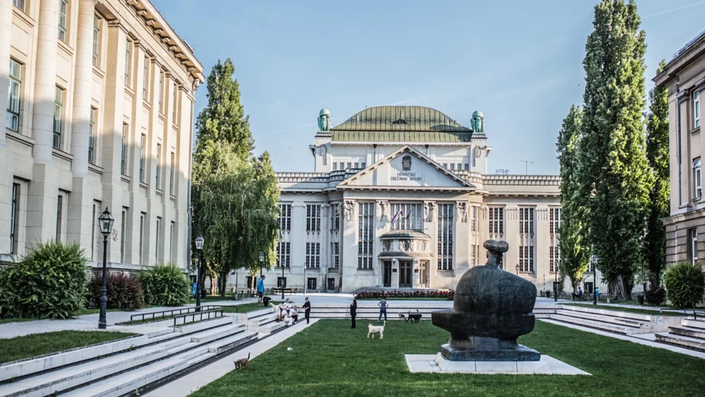 School & Universities 33
