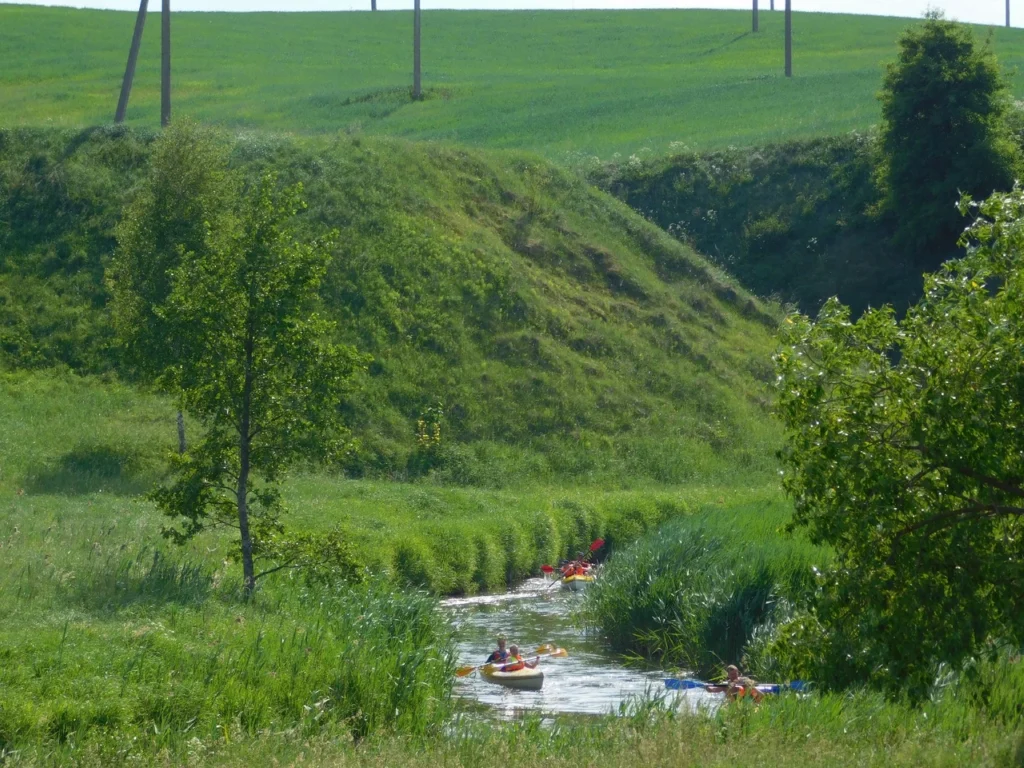 Rivers / Lakes 32