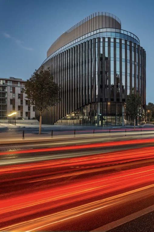 Modern City Streets 79